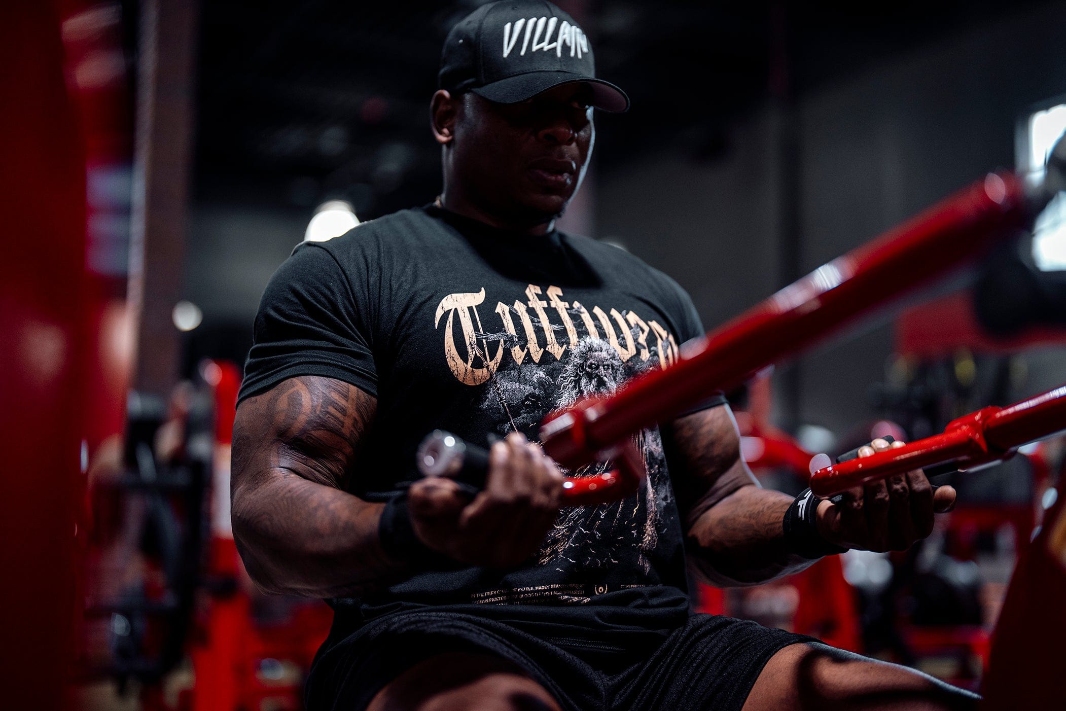 Lifting hooks grip demonstration for back rows